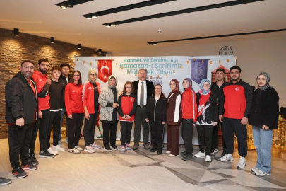 Akıl Küpü'nde iftar buluşması