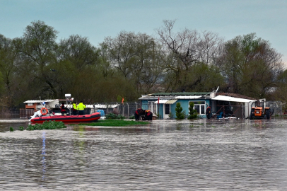Bursa Karacabey'de Büyükşehir'den hayat kurtaran operasyon