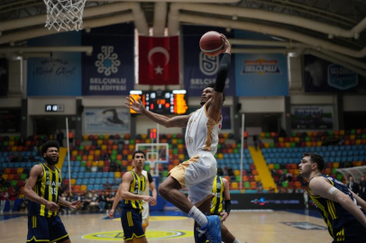 Konya Büyükşehir Play-Off’a galibiyetle başladı